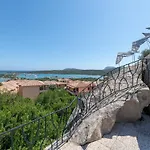 Relax On The Bay Of *